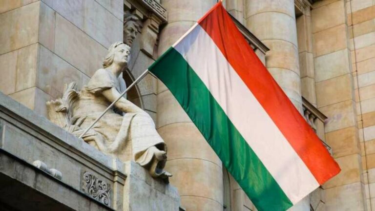 Работа в Венгрии: украинским беженцам упростили правила трудоустройства   - today.ua