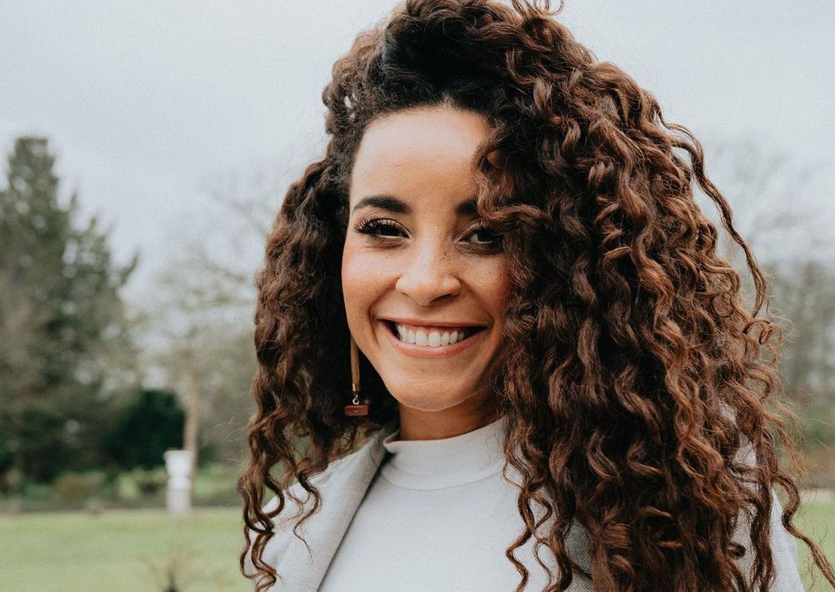 Седина в волосах и веснушки: Мисс Германия 2022 показала свою естественную красоту без макияжа - today.ua