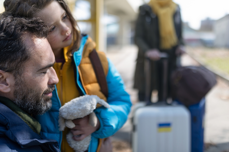 Великобритания упростит въезд детям и подросткам из Украины: кто сможет заехать в страну без  сопровождения родителей