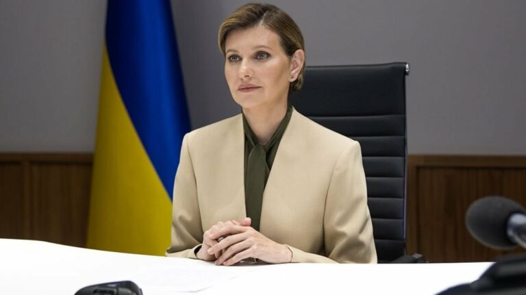 “Намагаюся достукатися до нього“: Олена Зеленська розповіла про стан здоров'я президента на фоні війни - today.ua