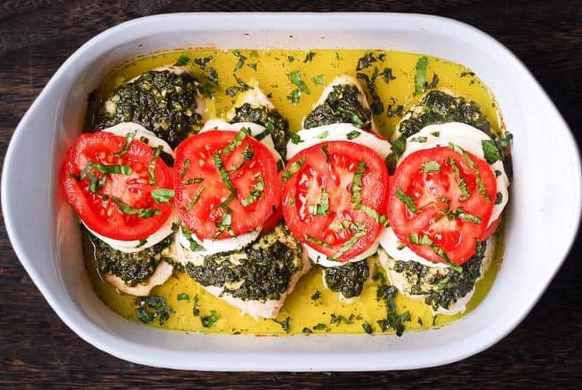 Мясо по-французски без майонеза с песто и моцареллой - простой рецепт идеального блюда на ужин