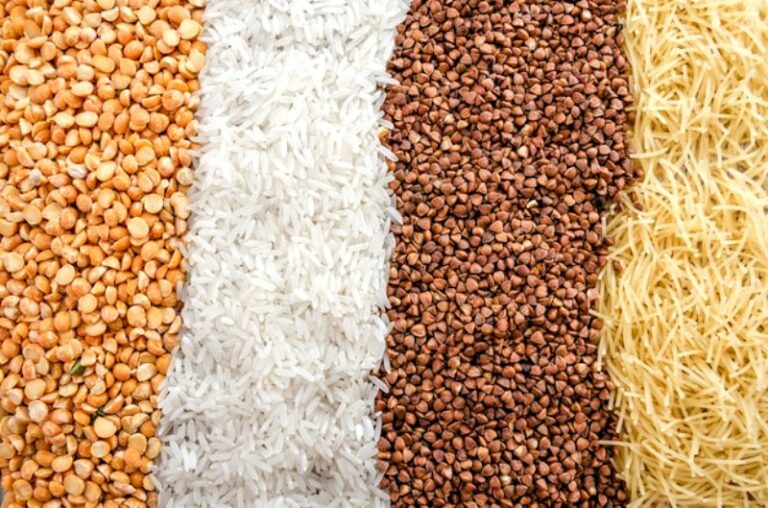 Супермаркеты обновили цены на гречку, рис, муку и сахар: где продукты можно купить дешевле  - today.ua