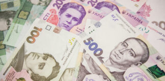 Украинцы получат по 100 тысяч гривен: кто может рассчитывать на денежную помощь - today.ua