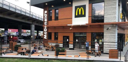 McDonald's готується відновити роботу в Україні: як працюватимуть заклади в умовах війни - today.ua