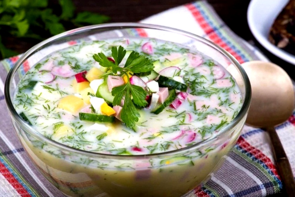 Українська окрошка: найсмачніший рецепт освіжаючого літнього супу