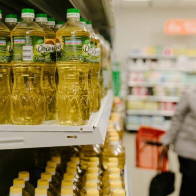 В Украине подорожало подсолнечное и сливочное масло: как крупные супермаркеты изменили ценники в конце июня - today.ua
