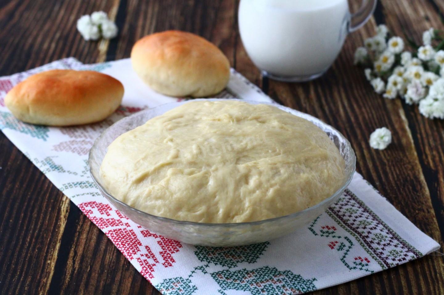 Пиріжки з картоплею, як у бабусі: який секретний інгредієнт додати до начинки для смаку