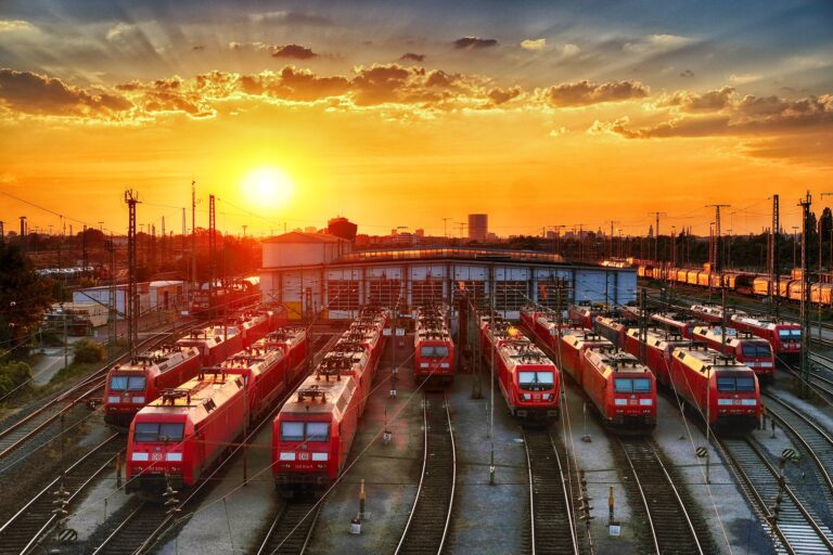 Польша отменяет бесплатный проезд в поездах для украинских беженцев  - today.ua