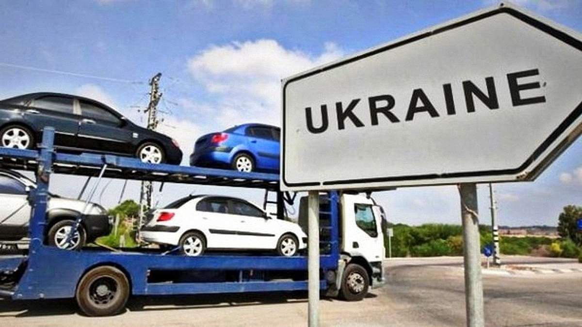 Українці під час війни стали активніше купувати автомобілі і сантехніку, а також їсти більше устриць