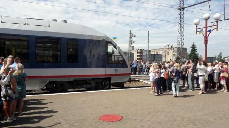 Укрзализныця запустит новый поезд в Польшу: расписание движения и стоимость билетов - today.ua