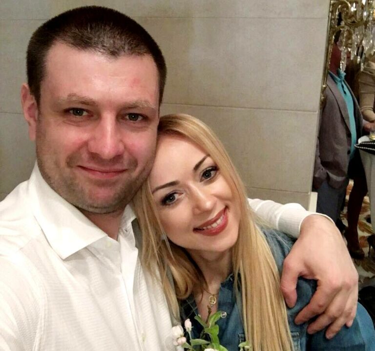 “Мы развелись“: Наталия Валевская ушла от мужа после 18 лет брака - today.ua