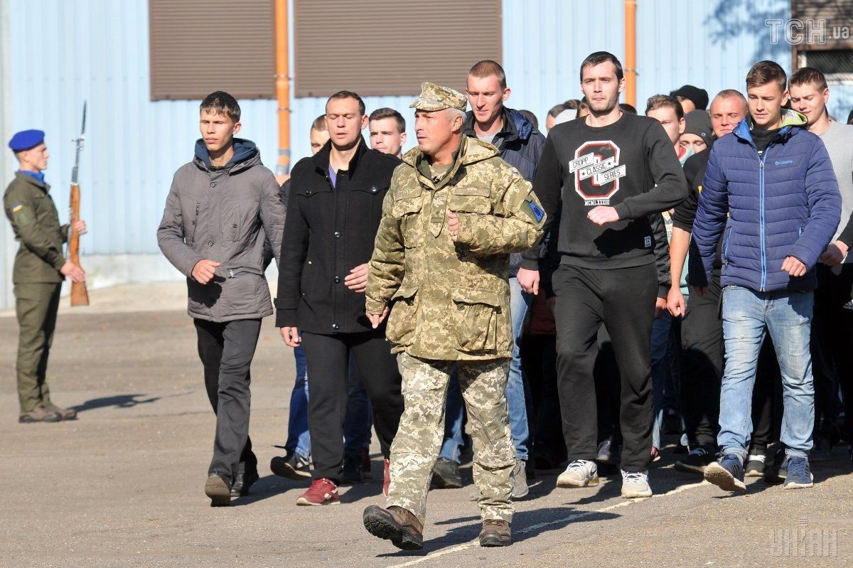 Отсрочка от мобилизации: названы категории украинцев, у которых военкоматы отказываются принимать документы