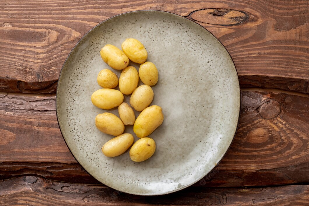 Ліниві вареники з молодої картоплі: який інгредієнт додати до начинки