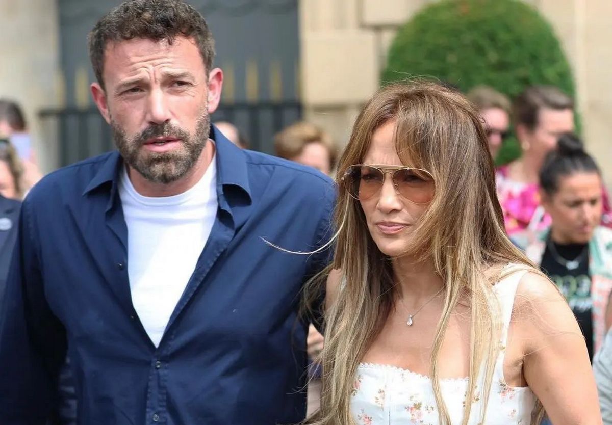 Дженніфер Лопес розлютило, что її весільна серенада Бену Аффлеку потрапила у Мережу: крадене відео