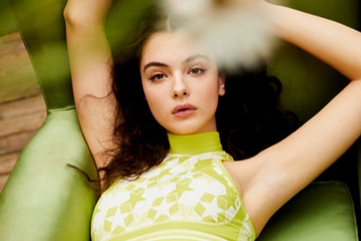 Як у реальному житті виглядає дочка Моніки Беллуччі: хлопець Діви показав чесні фото - today.ua