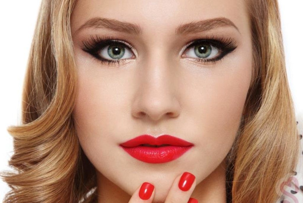 Секреты макияжа: 6 способов визуально сделать лицо более худым  