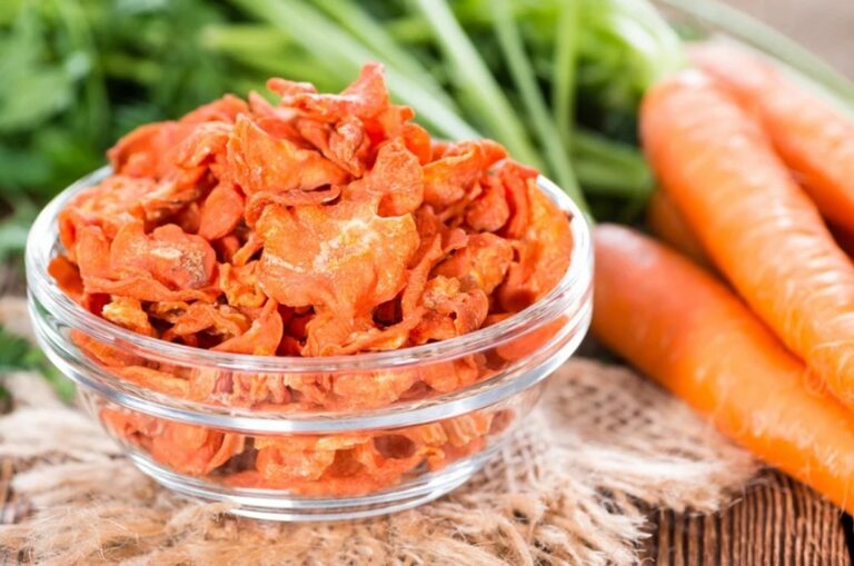 Морковные снеки: простой рецепт вкусного перекуса из двух ингредиентов - today.ua