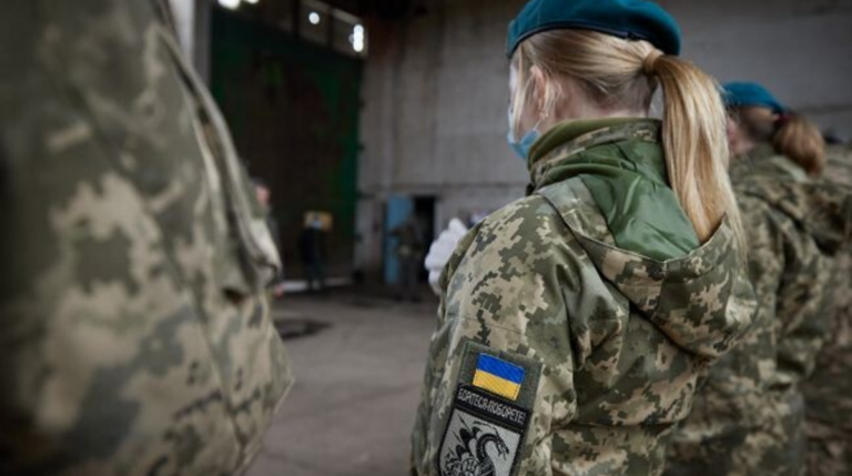 Мобилизация женщин с 1 октября: украинкам рассказали, кого призовут в первую очередь - today.ua