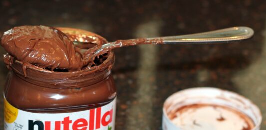 Тосты с Nutella и бананом: волшебный завтрак выходного дня от Евгения Клопотенко - today.ua