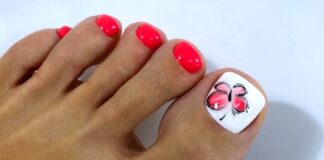 Літній педикюр: 4 основні тренди в дизайні нігтів на ногах  - today.ua