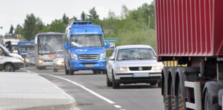 Польша предоставила украинским водителям новые льготы - today.ua
