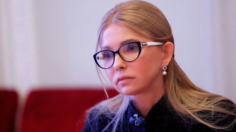 Юлія Тимошенко показала стильне осіннє пальто, яке завжди буде в моді - today.ua