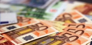 НБУ підвищив офіційний курс євро: що відбувається на ринку валют наприкінці серпня - today.ua
