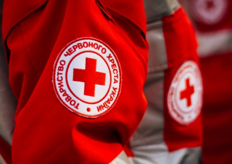 Еще одна категория украинцев может получить помощь от Красного Креста: как подать заявку - today.ua