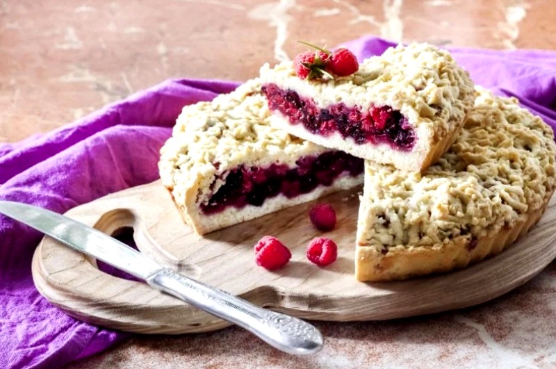 Тертый пирог: вкусное угощение на завтрак из самых простых ингредиентов - today.ua