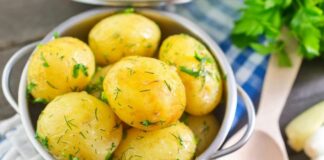 Картофель не потемнеет и станет слаще: что добавить в блюдо во время варки - today.ua