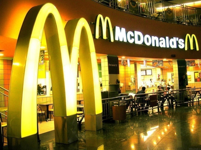 McDonald's відкрив зали для відвідувачів у 10 ресторанах у Києва: названі адреси 