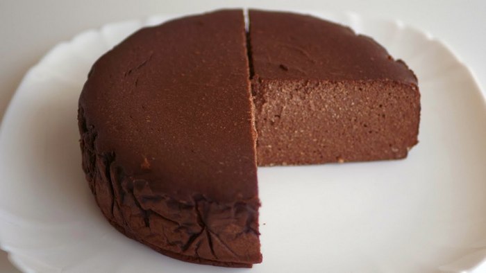 Шоколадная запеканка без муки и манки – нежный завтрак из творога и какао