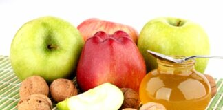 Яблочный Спас: какие цены предлагают на мед, яблоки и орехи в конце лета   - today.ua