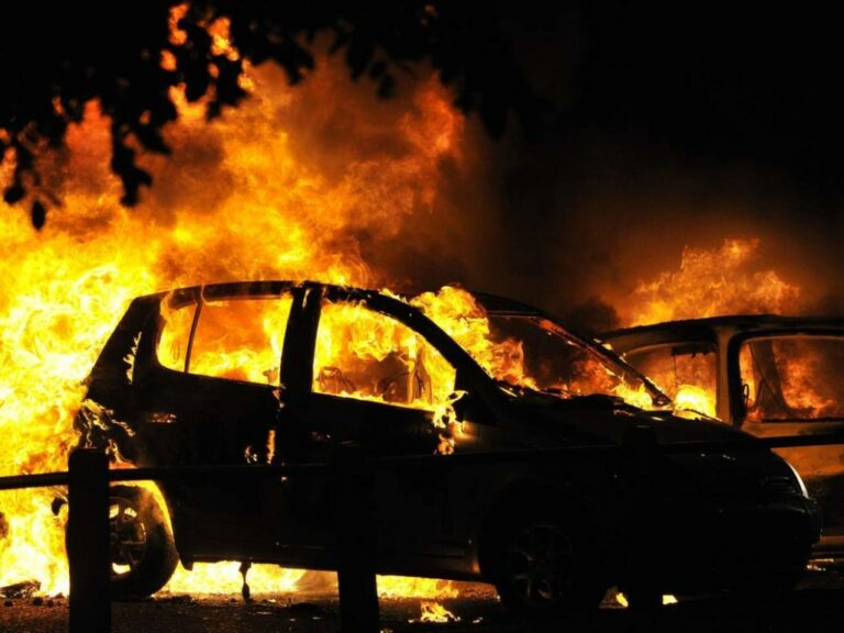 Как водители могут своими действиями спровоцировать пожар автомобиля - today.ua