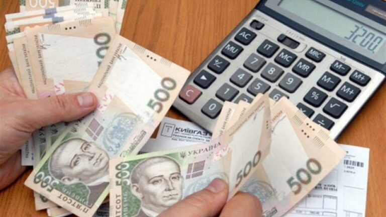 В Україні зростають борги за комуналку: як це вплине на виплату субсидій у новому опалювальному сезоні - today.ua