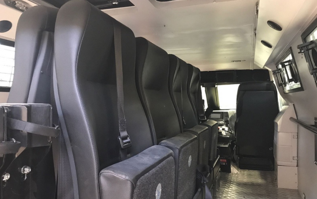 Україна отримала італійські бронеавтомобілі SHIELD Україна отримала італійські бронеавтомобілі SHIELD - today.ua