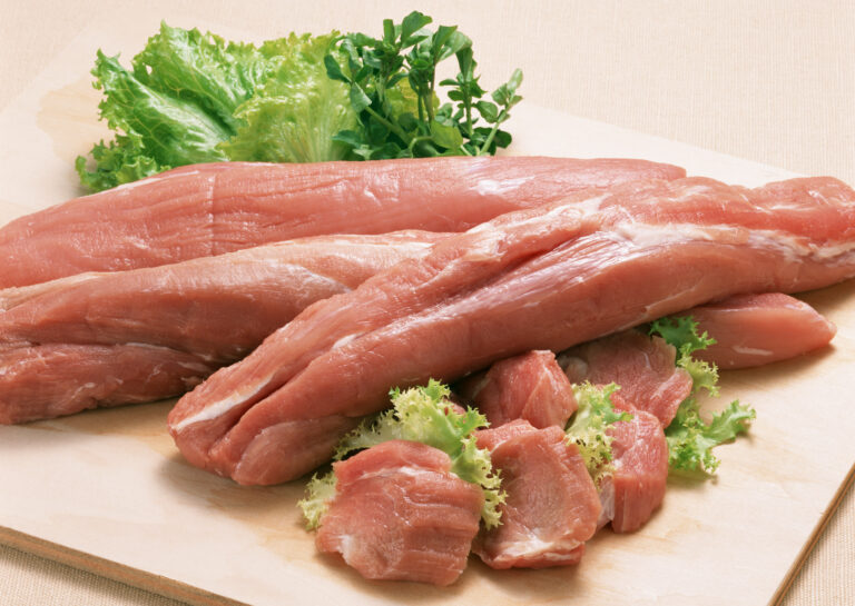 В Україні зростуть ціни на свинину: виробники назвали основні причини подорожчання м'яса - today.ua