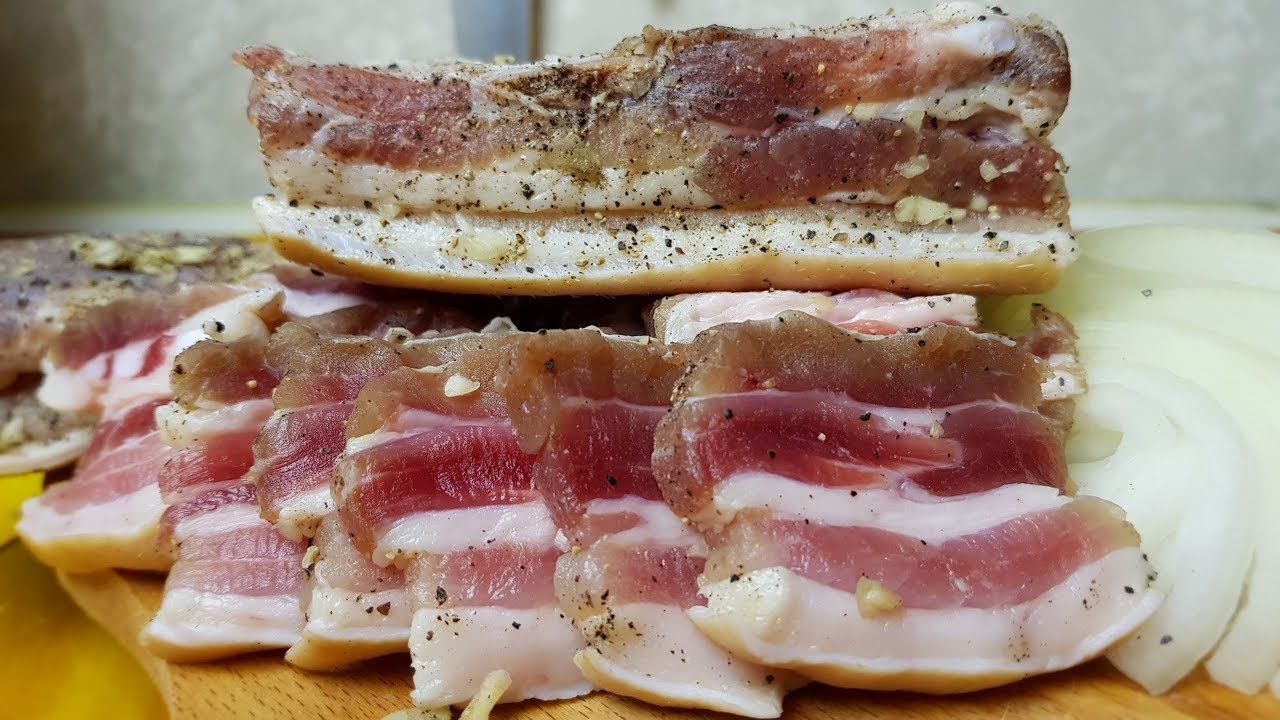 Українські супермаркети оновили ціни на свинину та сало: де м'ясо коштує дешевше