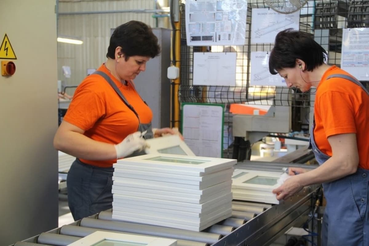 Работа в Германии: каких специалистов не хватает больше всего, и какие вакансии предлагают украинцам