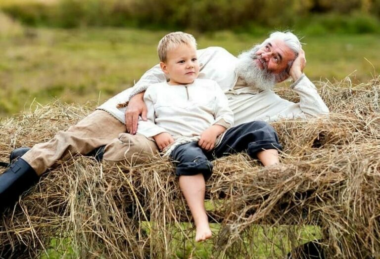 Кращі за багатьох бабусь: названі найтурботливіші дідусі за знаком Зодіаку, яким можна довірити онуків - today.ua
