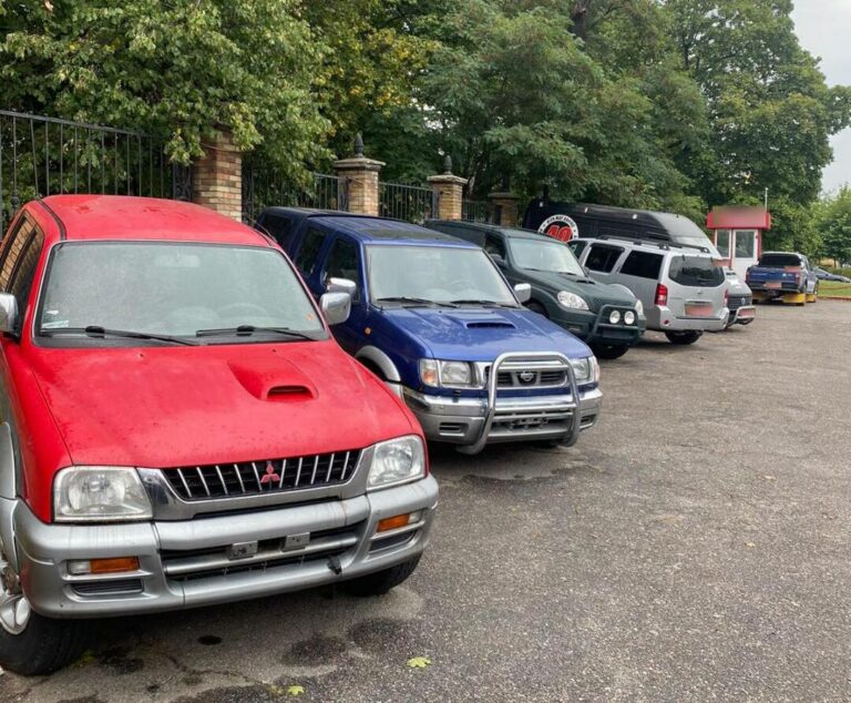 В автосалоні продавали автомобілі, ввезені як “гуманітарка“ для ЗСУ - today.ua