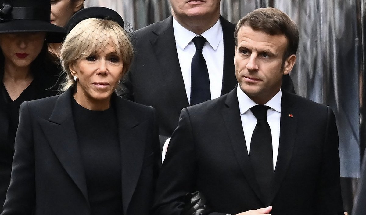 В мини и шляпке с вуалью: Брижит Макрон приехала на похороны Елизаветы II       - today.ua