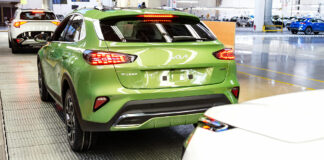 В Європі почалося виробництво нового кросовера Kia XCeed - today.ua
