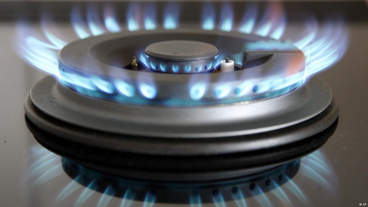 Нафтогаз повідомив пенсіонерам, як подати показники лічильників газу без Інтернету 