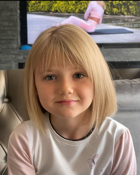 Стильное каре: Слава Каминская похвасталась новой стрижкой своей 6-летней дочери