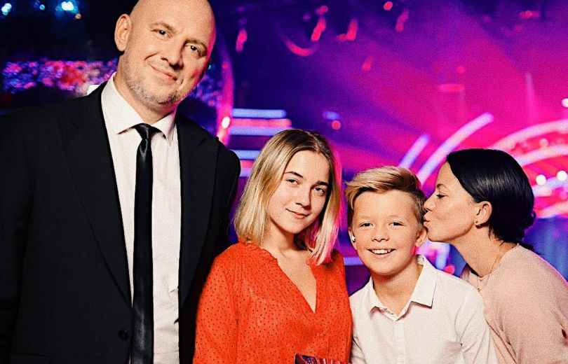 Сейчас неуместно: падчерица Потапа впервые рассказала о предстоящей свадьбе в Украине - today.ua