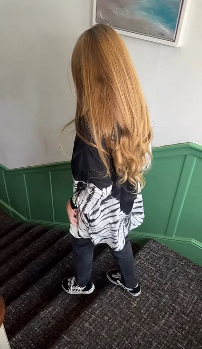 Коса до пояса: Оля Полякова показала рідкісні фото молодшої доньки з Лондона