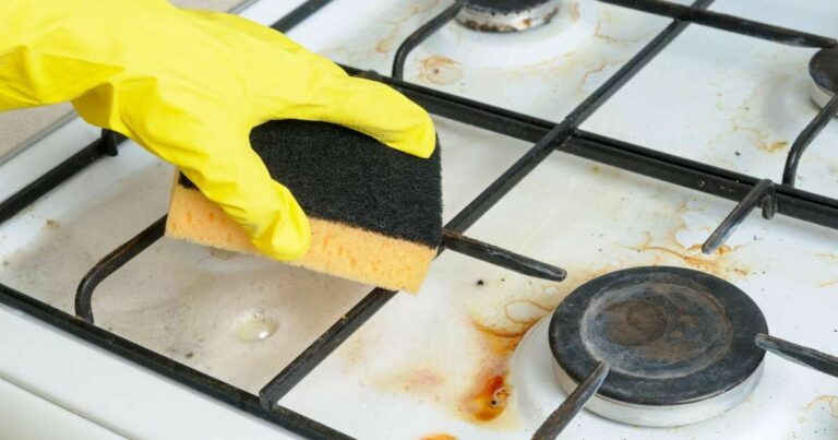 Універсальний засіб для чищення кухні: як приготувати порошок із двох інгредієнтів  - today.ua