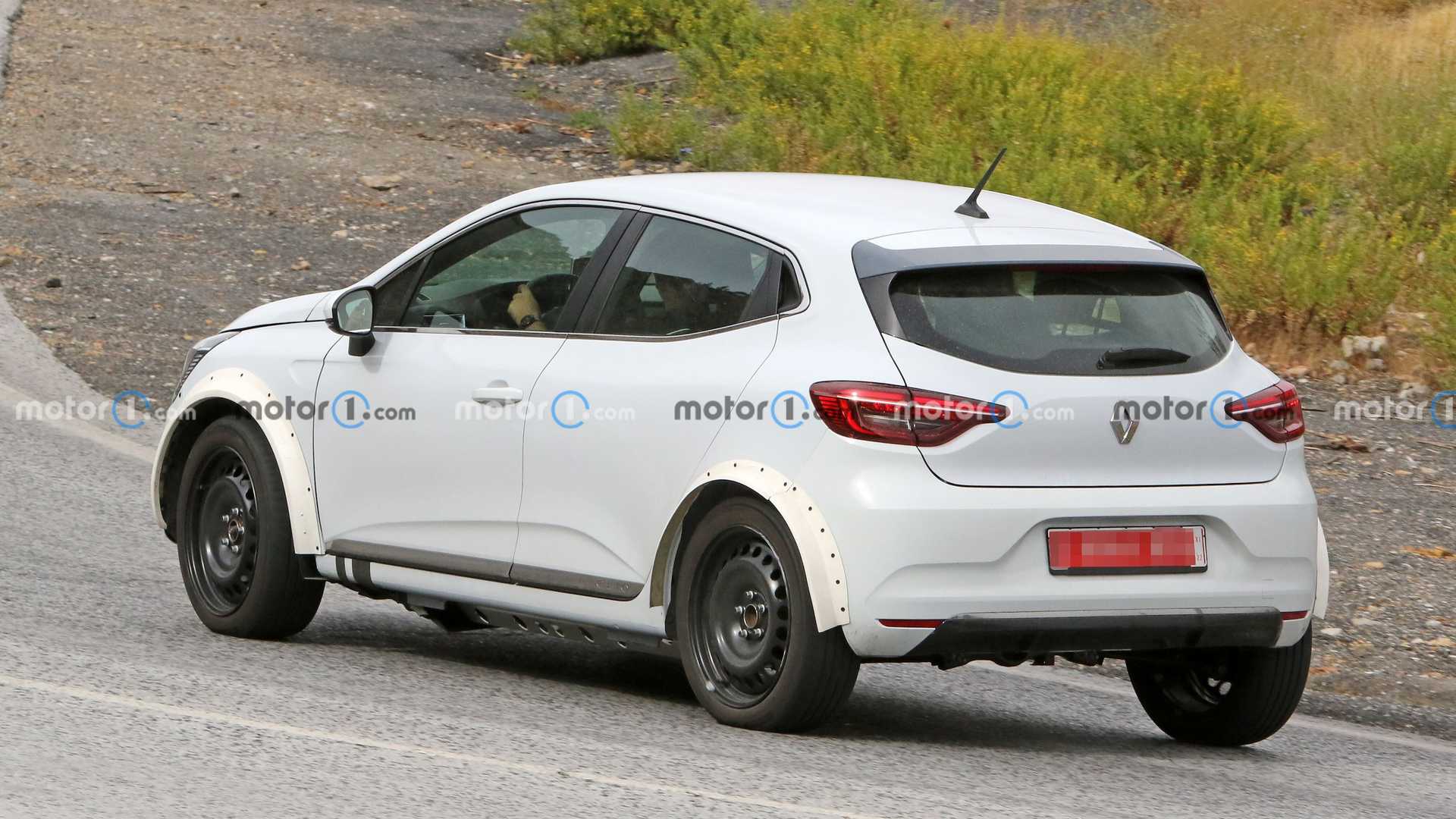 Начались тесты нового Renault 5