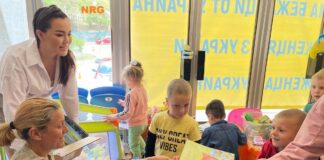 Українські біженці у Польщі можуть отримати додаткові 500 злотих на дітей: як подати заявку - today.ua